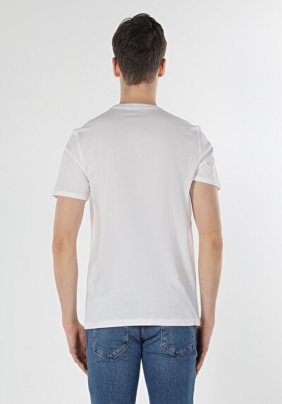 صورة من أبيض للرجال تي شيرت بأكمام قصيرة