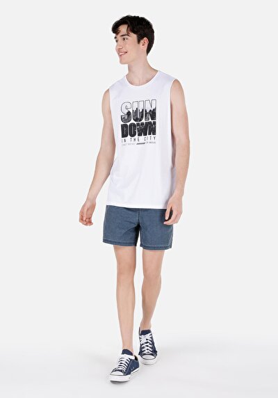 صورة من شورت سباحة رجالي أزرق سليم