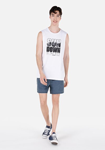 صورة من شورت سباحة رجالي أزرق سليم