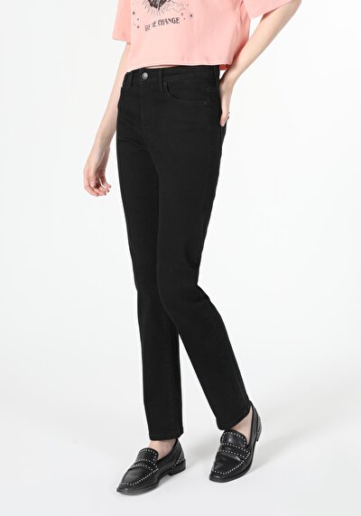 اعرض التفاصيل لـ نحيف  خصر متوسط ساق مستقيمة نسائي جينز أسود