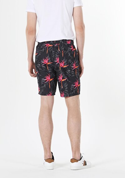 صورة من شورت سباحة أنثراسايت رجالي سليم