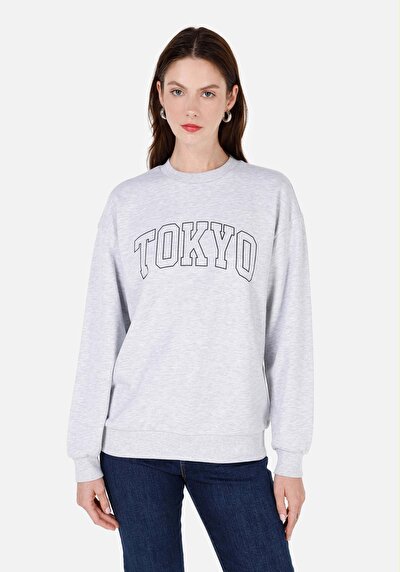 صورة من رمادي للنساء بلوز