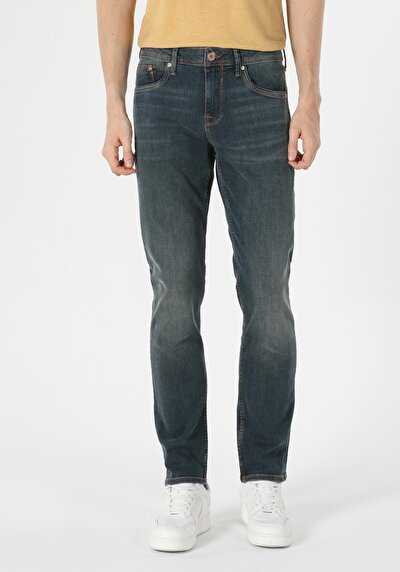 اعرض التفاصيل لـ أخضر للرجال بناطيل