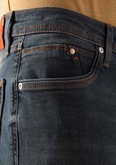 اعرض التفاصيل لـ أخضر للرجال بناطيل