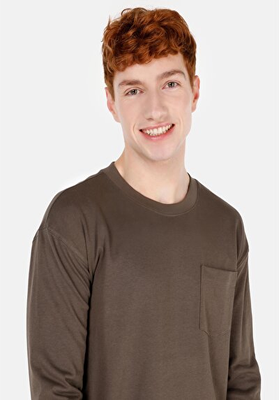 صورة من رقبة مستديرة مستقيم رجالي أخضر كم طويل تي شيرت