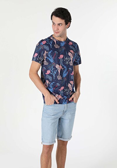 صورة من رقبة مستديرة مطبوعة رجالي أزرق كحلي كم قصير تي شيرت