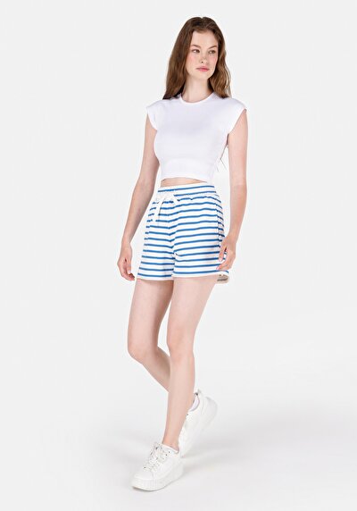 صورة من عادي الخصر نسائي شورت أزرق