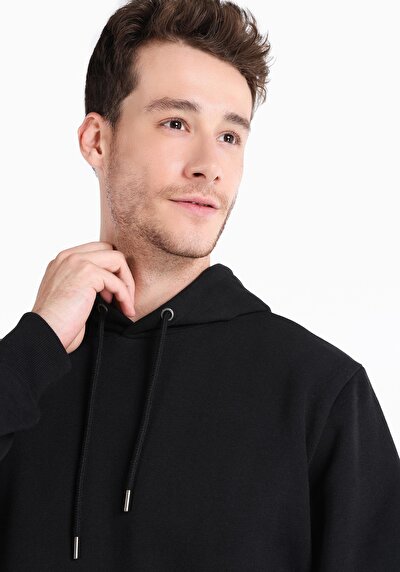 اعرض التفاصيل لـ سويت شيرت رجالي أسود عادي