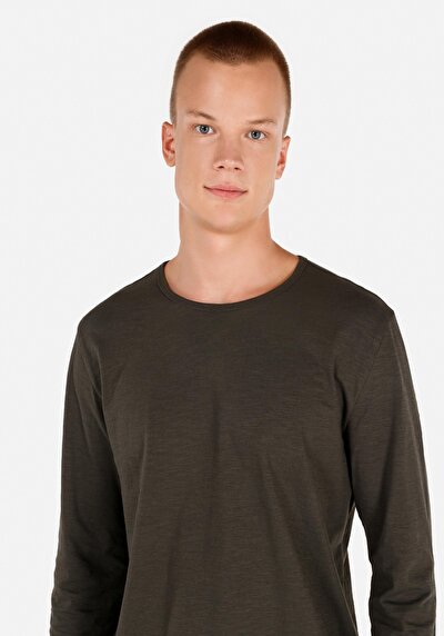 صورة من رقبة مستديرة مستقيم رجالي أخضر كم طويل تي شيرت