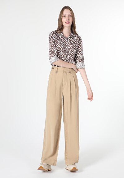 اعرض التفاصيل لـ بني للنساء قميص  كم طويل