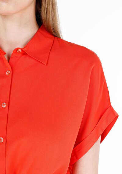 اعرض التفاصيل لـ قميص عادي رقبة نسائي أحمر كم قصير قميص