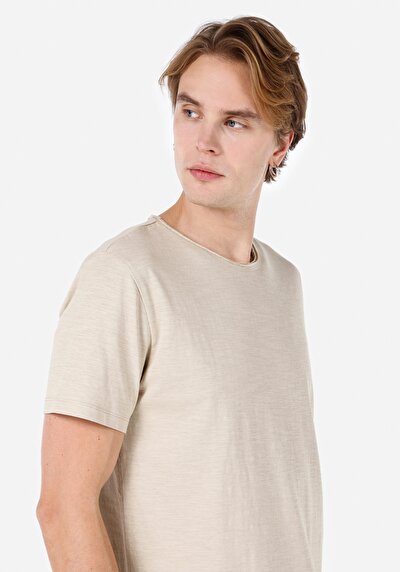 صورة من مقاس عادي رقبة مستديرة مستقيم تي شيرت رجالي بيج كم قصير