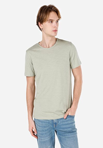 صورة من   رقبة مستديرة مستقيم رجالي أخضر كم قصير تي شيرت