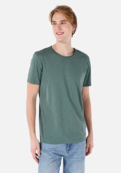 صورة من   رقبة مستديرة مستقيم رجالي أخضر كم قصير تي شيرت