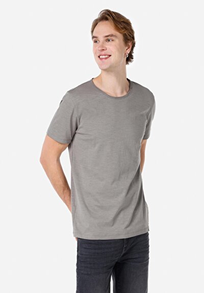 صورة من   رقبة مستديرة مستقيم رجالي أخضر كم قصير تي شيرت