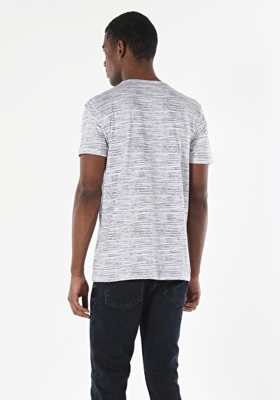 اعرض التفاصيل لـ أزرق بحري للرجال تي شيرت بأكمام قصيرة