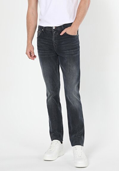 اعرض التفاصيل لـ أزرق داكن للرجال بناطيل