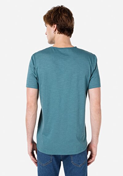 صورة من على شكل V رقبة مستقيم رجالي أخضر كم قصير تي شيرت