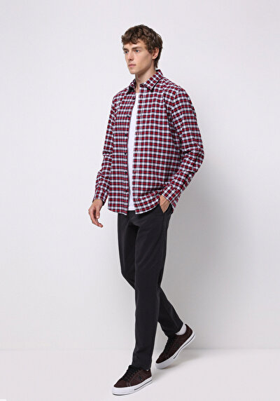 صورة من رمادي للرجال بناطيل