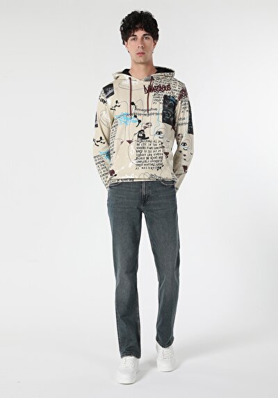 صورة من أخضر للرجال بناطيل