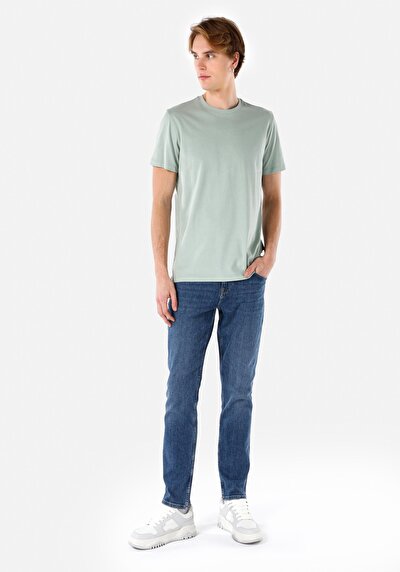 صورة من رقبة مستديرة مستقيم رجالي تيشيرت بأكمام قصيرة فيروز