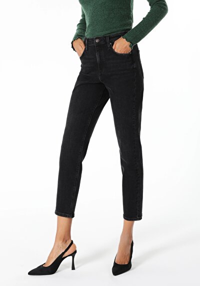 اعرض التفاصيل لـ أسود للنساء بناطيل