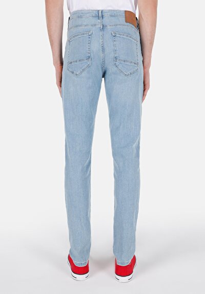 صورة من سليم فيت جينز نيلي للرجال