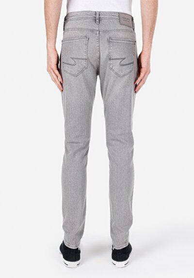 صورة من سليم فيت جينز رجالي رمادي