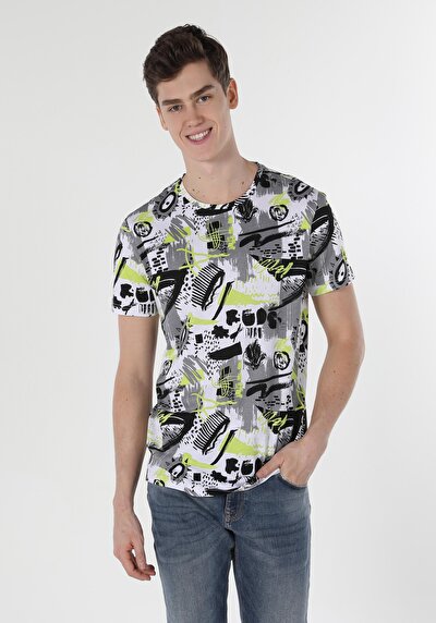 صورة من متعدد الألوان للرجال تي شيرت بأكمام قصيرة