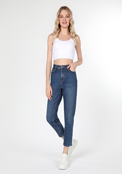 صورة من أزرق للنساء بناطيل