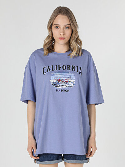 اعرض التفاصيل لـ أزرق للنساء تي شيرت بأكمام قصيرة