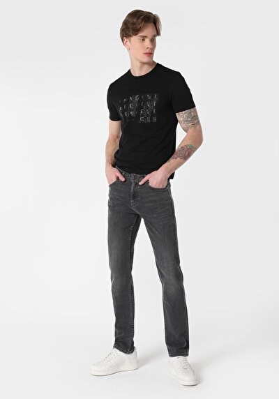 صورة من مستقيم  خصر منخفض مستقيم الساق الجينز النيلي للرجال