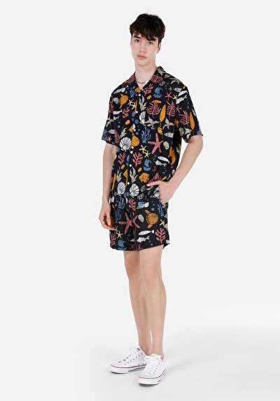 صورة من عادي فيت شورت سباحة أسود للرجال