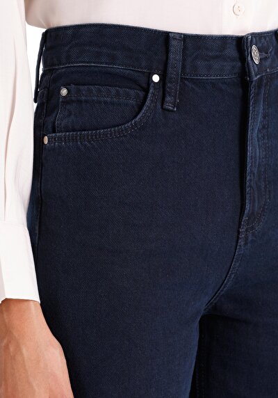 اعرض التفاصيل لـ دينيم للنساء بناطيل