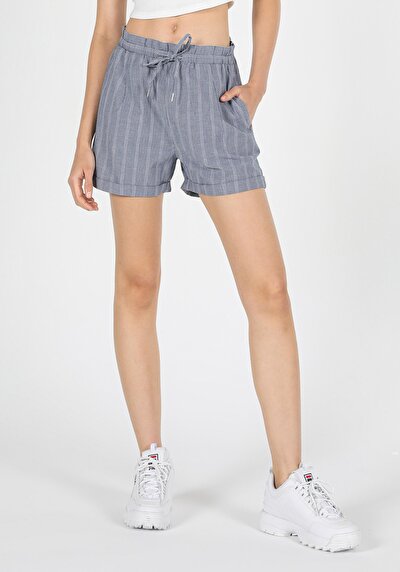 اعرض التفاصيل لـ أزرق للنساء شورت