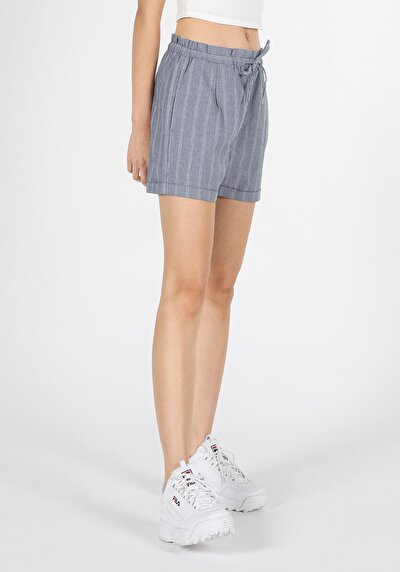 اعرض التفاصيل لـ أزرق للنساء شورت