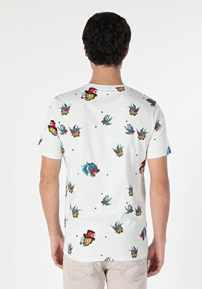 صورة من أخضر للرجال تي شيرت بأكمام قصيرة