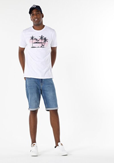 صورة من أبيض للرجال تي شيرت بأكمام قصيرة