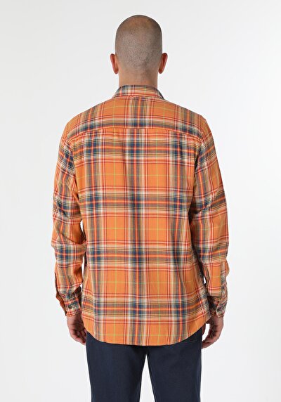 صورة من قميص عادي رقبة منقوشة رجالي ساري كم طويل قميص