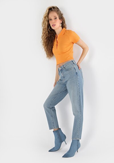 صورة من أزرق للنساء بناطيل