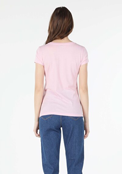 اعرض التفاصيل لـ وردي للنساء تي شيرت بأكمام قصيرة