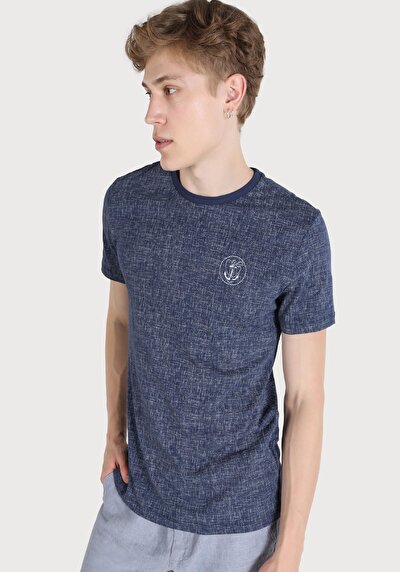 صورة من   رقبة مستديرة مطبوعة رجالي أزرق كحلي كم قصير تي شيرت