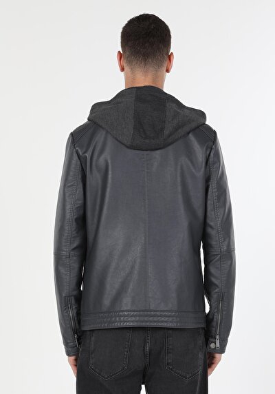 صورة من رمادي للرجال جاكيت جلد