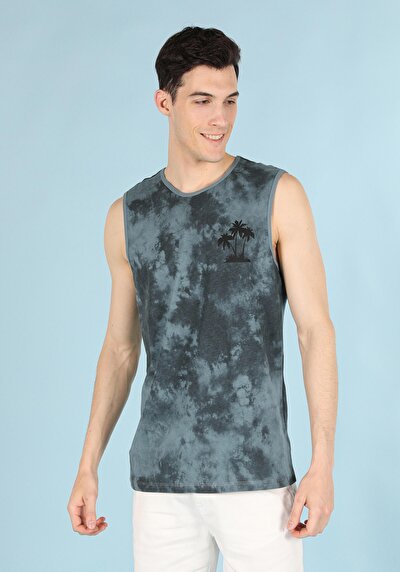 صورة من أخضر للرجال رياضي