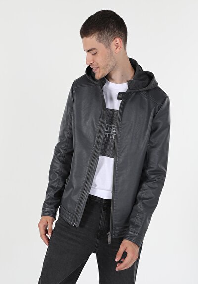 صورة من رمادي للرجال جاكيت جلد