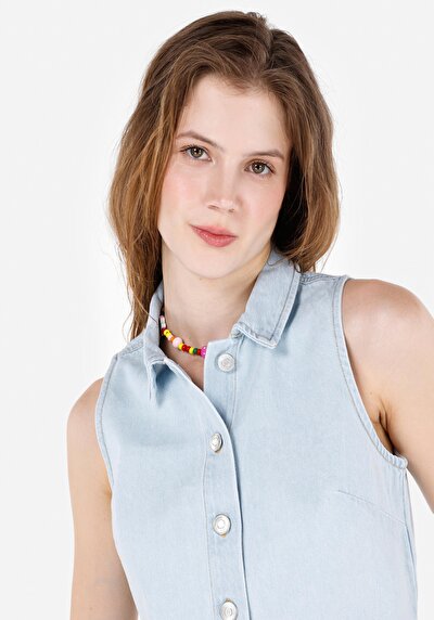 اعرض التفاصيل لـ سترة زرقاء نسائية عادية