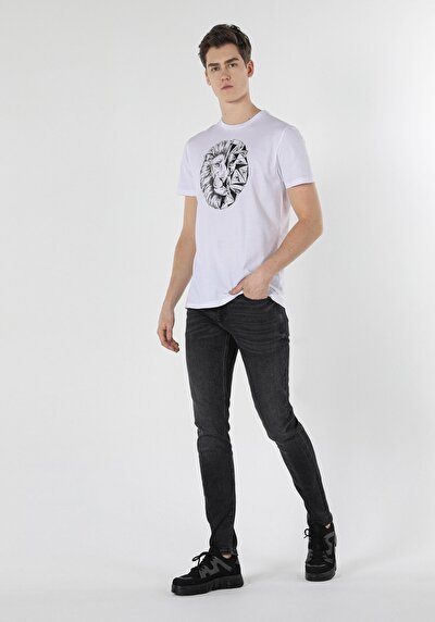 صورة من أبيض للرجال تي شيرت بأكمام قصيرة