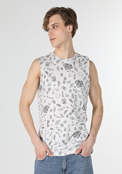 صورة من أبيض للرجال رياضي