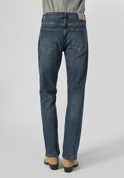 اعرض التفاصيل لـ أزرق للرجال بناطيل