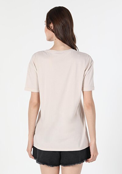 صورة من بيج للنساء تي شيرت بأكمام قصيرة